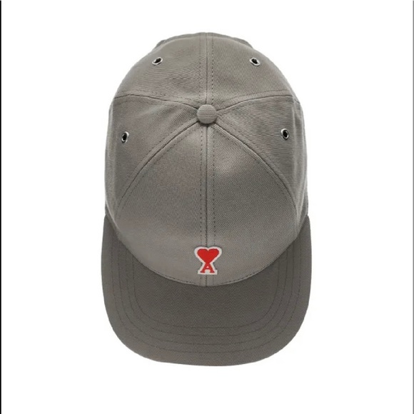 AMI HEART PATCH CAP - Picture 6 of 8